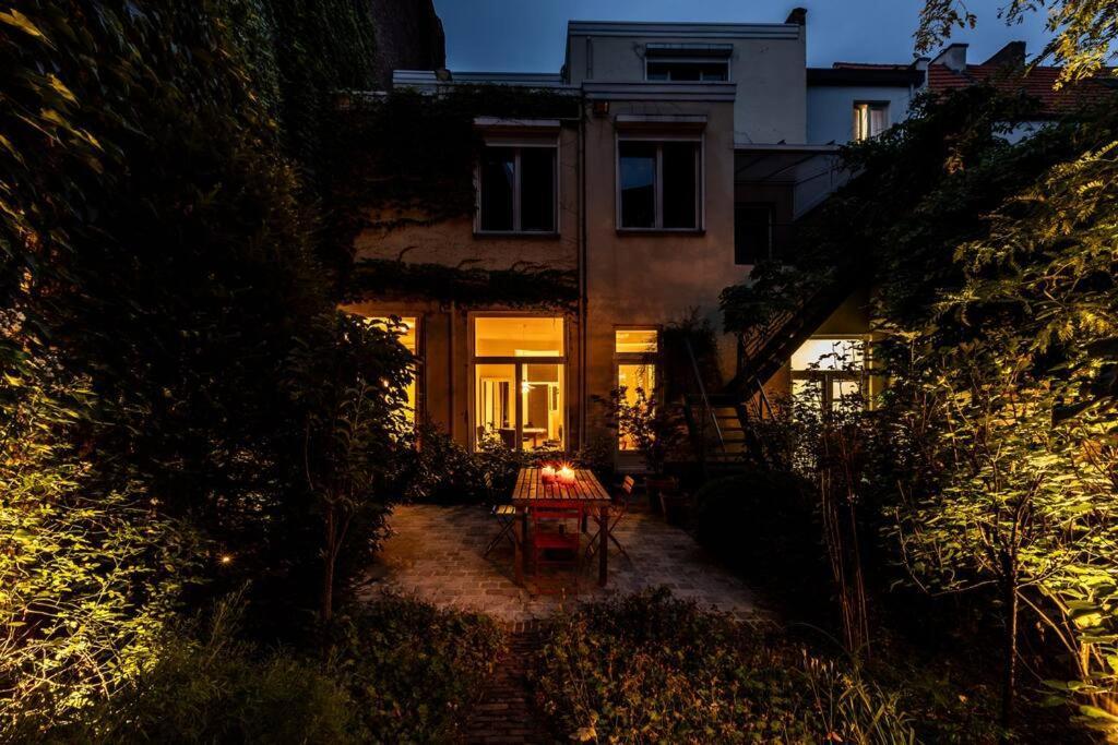 Carriage House In Quiet Ecological Garden Antuérpia Exterior foto