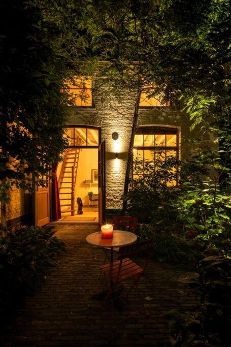 Carriage House In Quiet Ecological Garden Antuérpia Exterior foto